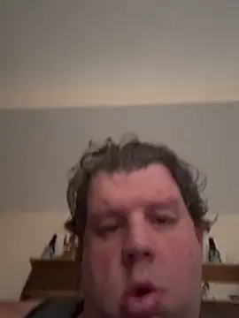 Stephanie1984 online show from October 17, 2025, 5:26 pm