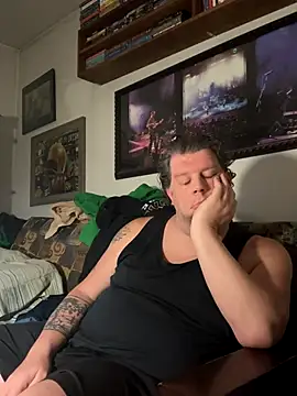 Stephanie1984 online show from November 29, 2025, 3:31 am