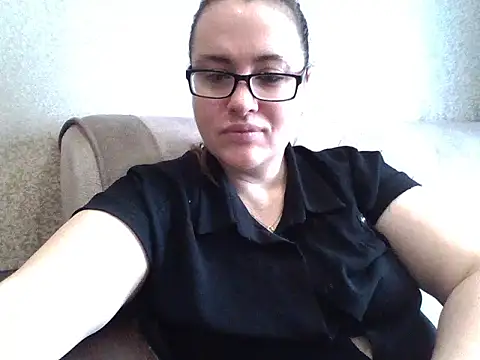 Snapshot of karina160000 chatting on January 6, 2026, 7:01 am karina160000 online show from January 6, 2026, 7:01 am