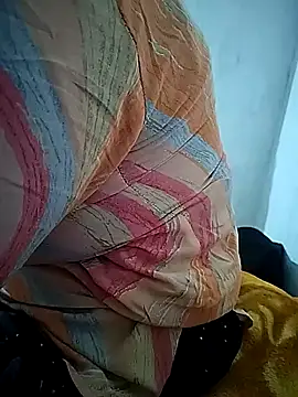 sexy  girls98 online show from October 16, 2025, 1:01 pm