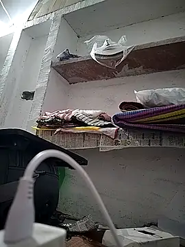 sexy  girls98 online show from November 14, 2025, 12:37 pm