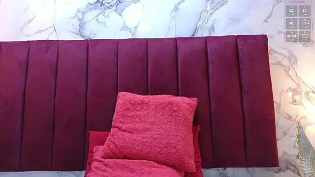 JeyJVazquez  online show from October 13, 2025, 1:44 pm