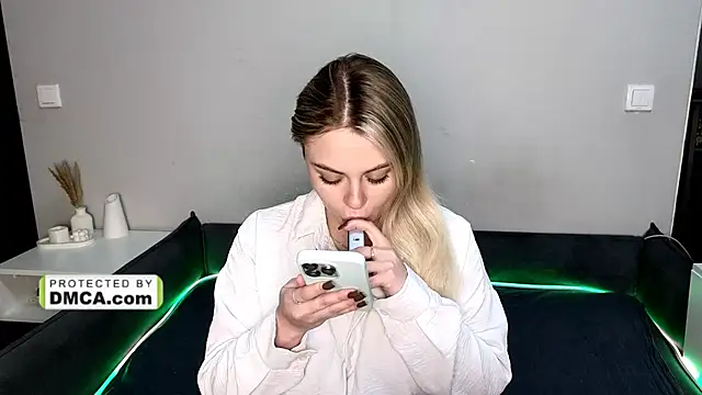 Snapshot of StasySweet chatting on October 15, 2025, 5:07 am StasySweet online show from October 15, 2025, 5:07 am