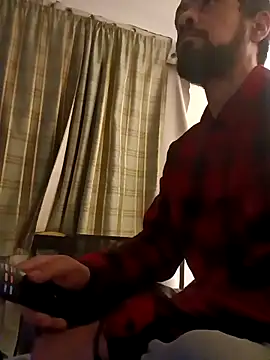 Snapshot of Grandbiggi chatting on February 13, 2026, 12:01 pm Grandbiggi online show from February 13, 2026, 12:01 pm