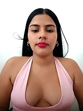 Snapshot of daringxxxhot chatting on September 16, 2025, 1:01 pm daringxxxhot online show from September 16, 2025, 1:01 pm