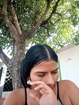 Snapshot of daringxxxhot chatting on September 17, 2025, 1:13 pm daringxxxhot online show from September 17, 2025, 1:13 pm