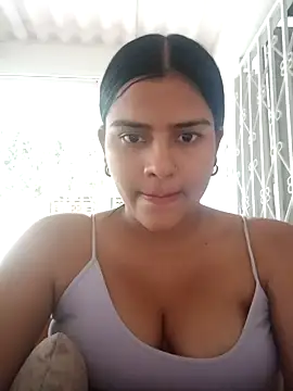 Snapshot of daringxxxhot chatting on September 26, 2025, 10:25 pm daringxxxhot online show from September 26, 2025, 10:25 pm