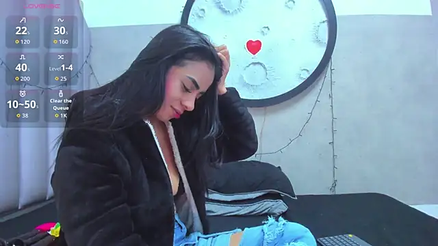 Snapshot of honny_23 chatting on February 16, 2026, 7:43 pm honny 23 online show from February 16, 2026, 7:43 pm