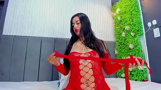 Skarlett hot  online show from November 22, 2025, 12:37 pm