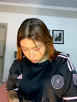 RedVelvet Dream online show from September 19, 2025, 1:07 am