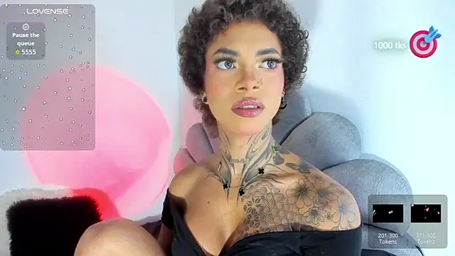 michell danna online show from December 3, 2025, 2:19 am