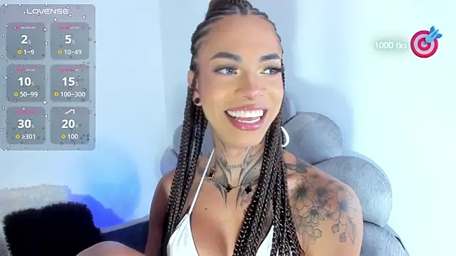 michell danna online show from December 4, 2025, 4:27 pm