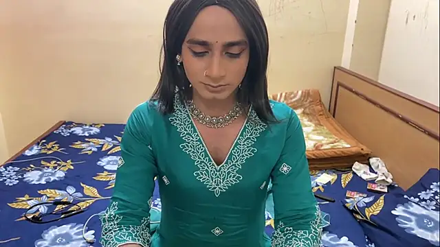 LuvLayla online show from January 9, 2026, 8:10 pm