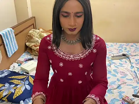 Snapshot of LuvLayla chatting on February 20, 2026, 8:09 pm LuvLayla online show from February 20, 2026, 8:09 pm