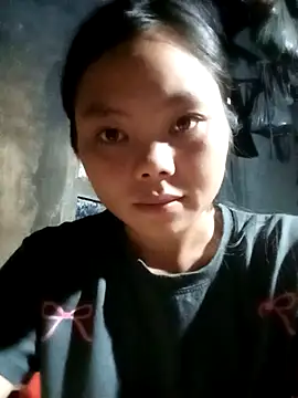 omiu-baby online show from September 14, 2025, 8:52 pm