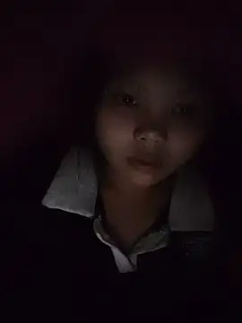 omiu-baby online show from June 19, 2026, 7:39 pm