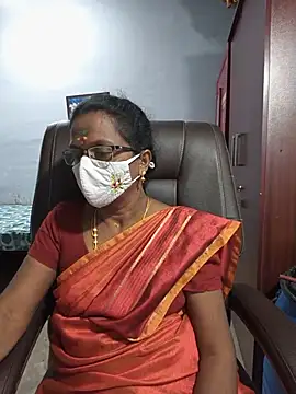 Snapshot of umashreetamil chatting on June 23, 2026, 6:50 pm umashreetamil online show from June 23, 2026, 6:50 pm