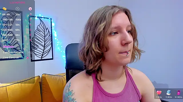 Hailey Foxy online show from December 23, 2025, 9:51 am