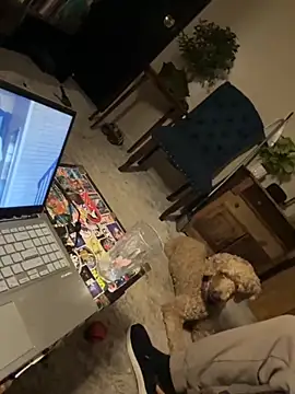 hungspundick1 online show from October 14, 2025, 4:02 am