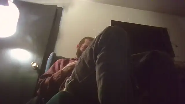 hungspundick1 online show from November 18, 2025, 11:59 pm