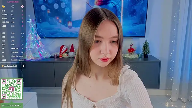 Snapshot of ElfredaTupy chatting on February 5, 2026, 7:29 pm ElfredaTupy online show from February 5, 2026, 7:29 pm