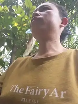 simi-lucy online show from December 3, 2025, 3:47 am