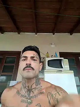 Snapshot of malvadobrilhante chatting on October 6, 2025, 6:05 pm malvadobrilhante online show from October 6, 2025, 6:05 pm