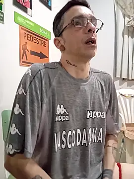 Snapshot of dinho_carioca chatting on October 28, 2025, 1:36 pm dinho carioca online show from October 28, 2025, 1:36 pm