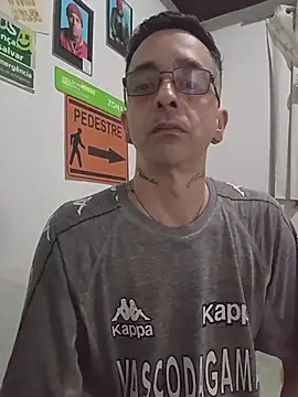 Snapshot of dinho_carioca chatting on November 13, 2025, 6:29 pm dinho carioca online show from November 13, 2025, 6:29 pm