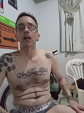 Snapshot of dinho_carioca chatting on December 22, 2025, 4:42 am dinho carioca online show from December 22, 2025, 4:42 am