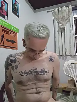 Snapshot of dinho_carioca chatting on January 12, 2026, 1:55 am dinho carioca online show from January 12, 2026, 1:55 am