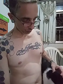 Snapshot of dinho_carioca chatting on February 25, 2026, 4:44 am dinho carioca online show from February 25, 2026, 4:44 am