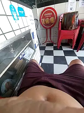 Snapshot of andrerj22 chatting on November 13, 2025, 5:12 pm andrerj22 online show from November 13, 2025, 5:12 pm