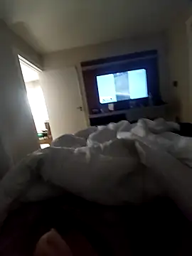 Snapshot of andrerj22 chatting on November 17, 2025, 1:50 pm andrerj22 online show from November 17, 2025, 1:50 pm