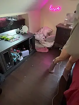 d3luluxx online show from November 30, 2025, 4:11 pm