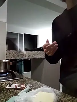 Alejandro92 cali online show from October 22, 2025, 4:46 am