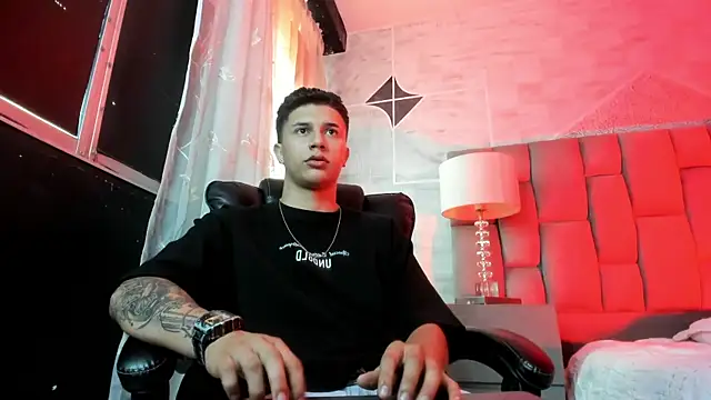 Snapshot of liaamsmiith_ chatting on March 3, 2026, 12:22 pm liaamsmiith online show from March 3, 2026, 12:22 pm