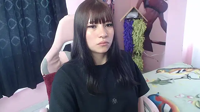 Snapshot of Zulema_R1 chatting on February 3, 2026, 2:00 pm Zulema R1 online show from February 3, 2026, 2:00 pm