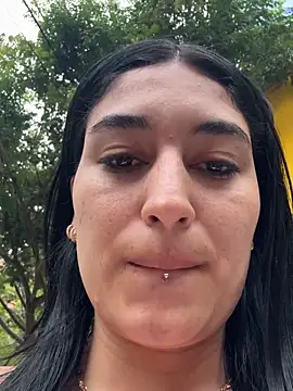 Scarlett 12 online show from October 7, 2025, 11:51 am