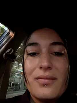 Scarlett 12 online show from October 9, 2025, 11:41 am