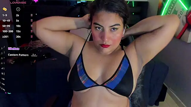 Snapshot of Sara_Bdsm_ chatting on April 25, 2026, 4:04 pm Sara Bdsm online show from April 25, 2026, 4:04 pm