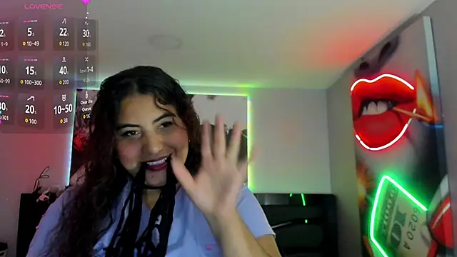 Snapshot of Sara_Bdsm_ chatting on May 16, 2026, 12:04 pm Sara Bdsm online show from May 16, 2026, 12:04 pm