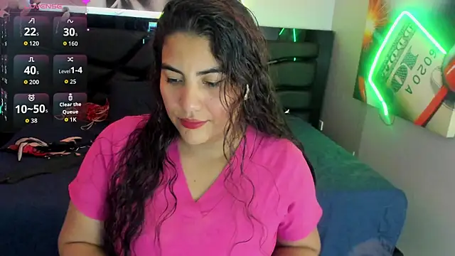 Snapshot of Sara_Bdsm_ chatting on May 23, 2026, 12:31 pm Sara Bdsm online show from May 23, 2026, 12:31 pm