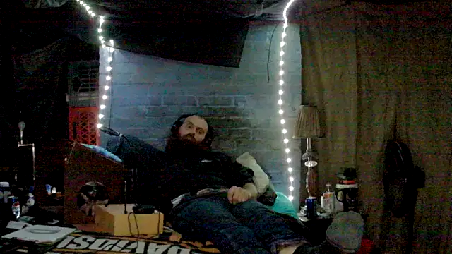 Cowboy815 online show from November 26, 2025, 5:52 am