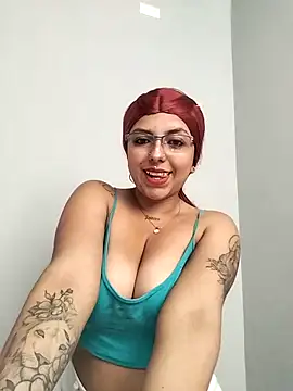 Snapshot of Luna_soff chatting on October 1, 2025, 3:07 pm Luna soff online show from October 1, 2025, 3:07 pm