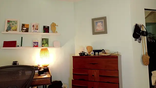 Snapshot of sicklitgirl chatting on November 17, 2025, 8:31 am sicklitgirl online show from November 17, 2025, 8:31 am