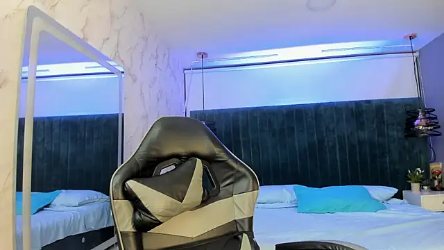 Snapshot of MAGIC_ISA chatting on October 27, 2025, 11:47 am MAGIC ISA online show from October 27, 2025, 11:47 am