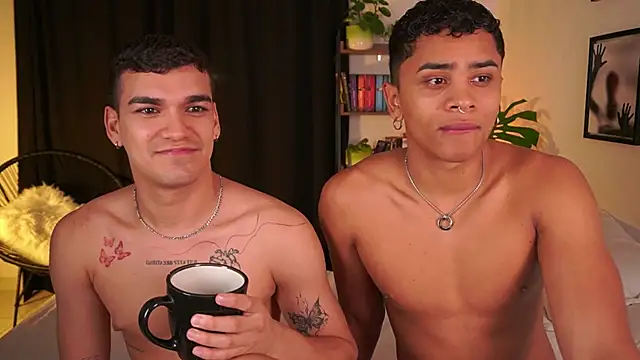 Snapshot of EROS_AND_ALAN chatting on September 30, 2025, 3:33 am EROS AND ALAN online show from September 30, 2025, 3:33 am