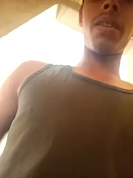 Snapshot of monster_33 chatting on November 11, 2025, 3:28 am monster 33 online show from November 11, 2025, 3:28 am