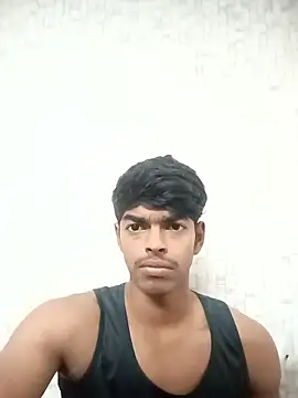 Snapshot of monster_33 chatting on January 7, 2026, 6:43 pm monster 33 online show from January 7, 2026, 6:43 pm